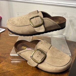 CLIFFS BY WHITE MOUNTAIN Suede Buckle Mules (NWT)